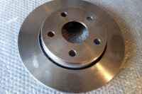 přední brzdový kotouč 302 mm